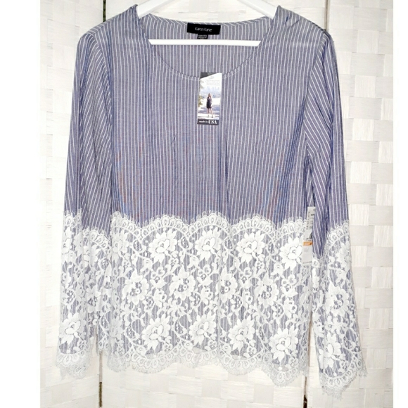 Karen Kane Chambray Stripe Lace Top - Picture 10 of 11